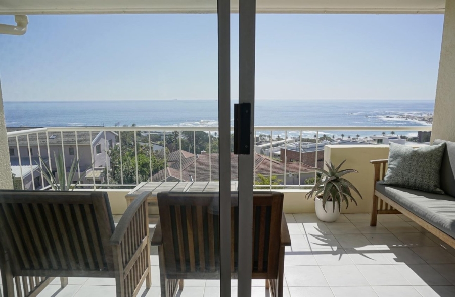 To Let 2 Bedroom Property for Rent in Camps Bay Western Cape